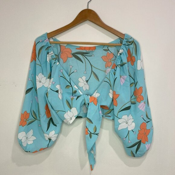 Hurley - Floral, Tie-Front, Crop, 3/4 sleeve,  Blue, Top - Size L - Picture 1 of 9